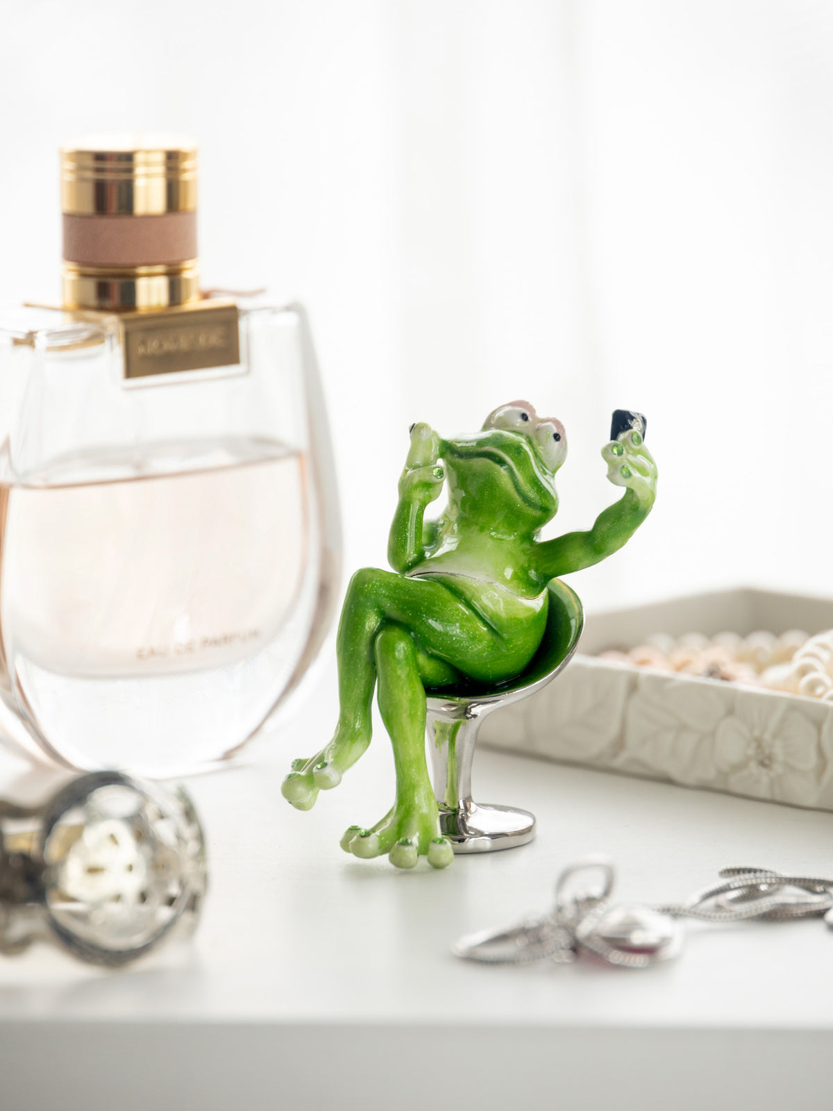 Keren Kopal Frog Taking a Selfie Trinket Box