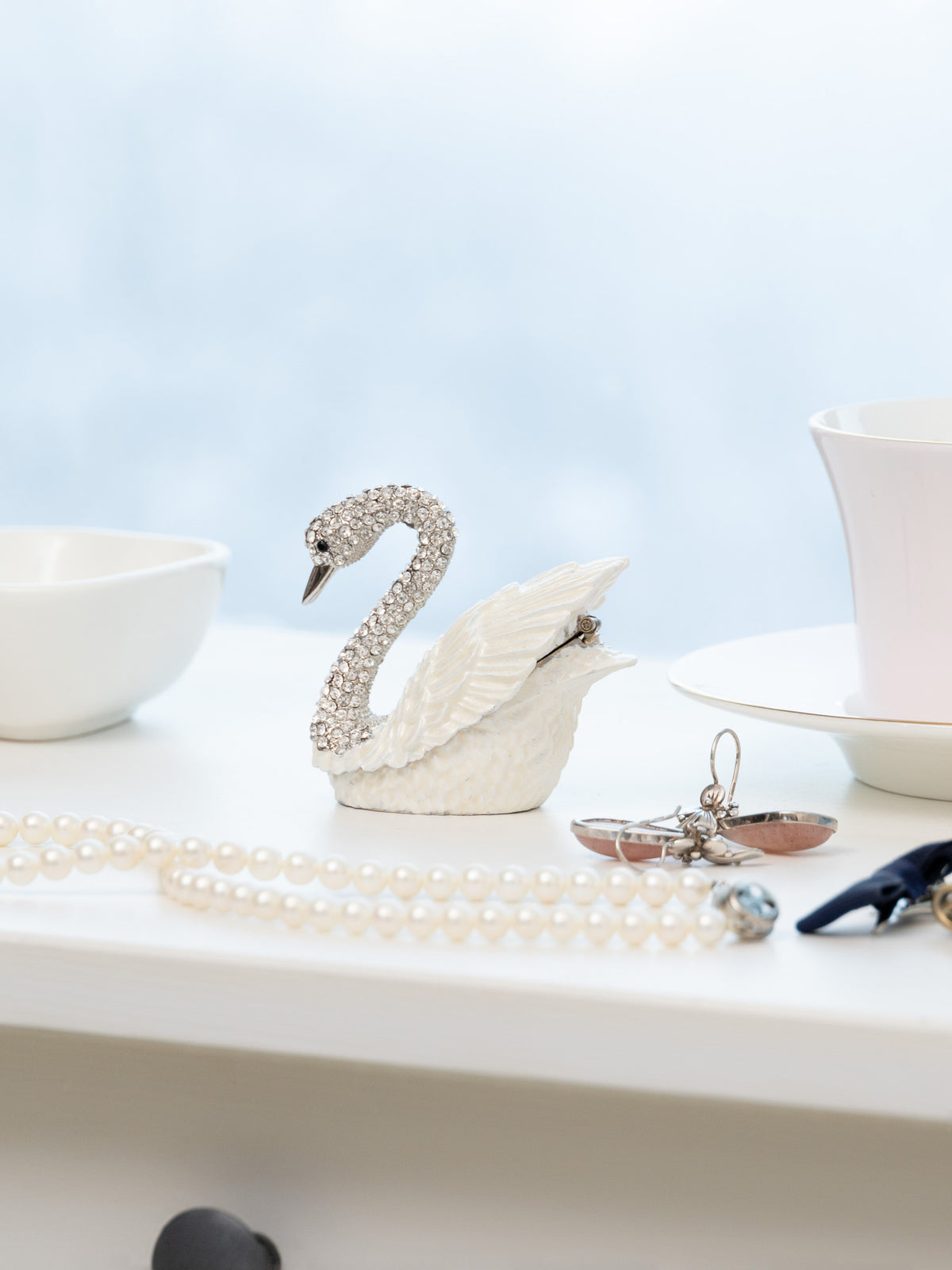 Keren Kopal White Swan with crystal neck