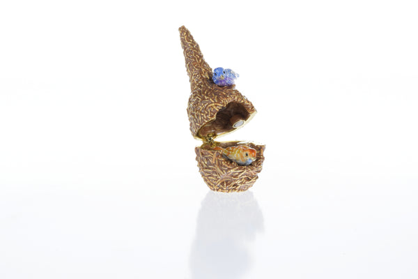Deux oiseaux amoureux dans un nid – Boîte à bijoux