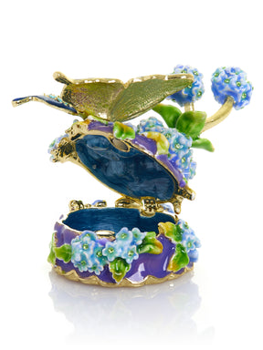 Blue Butterfly on Flowers