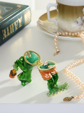 Grenouille mangeant un cornet de glace au chocolat – Boîte à bijoux