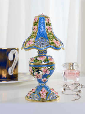 Königsblaue klassische Lampe mit rosa Blumen verziert