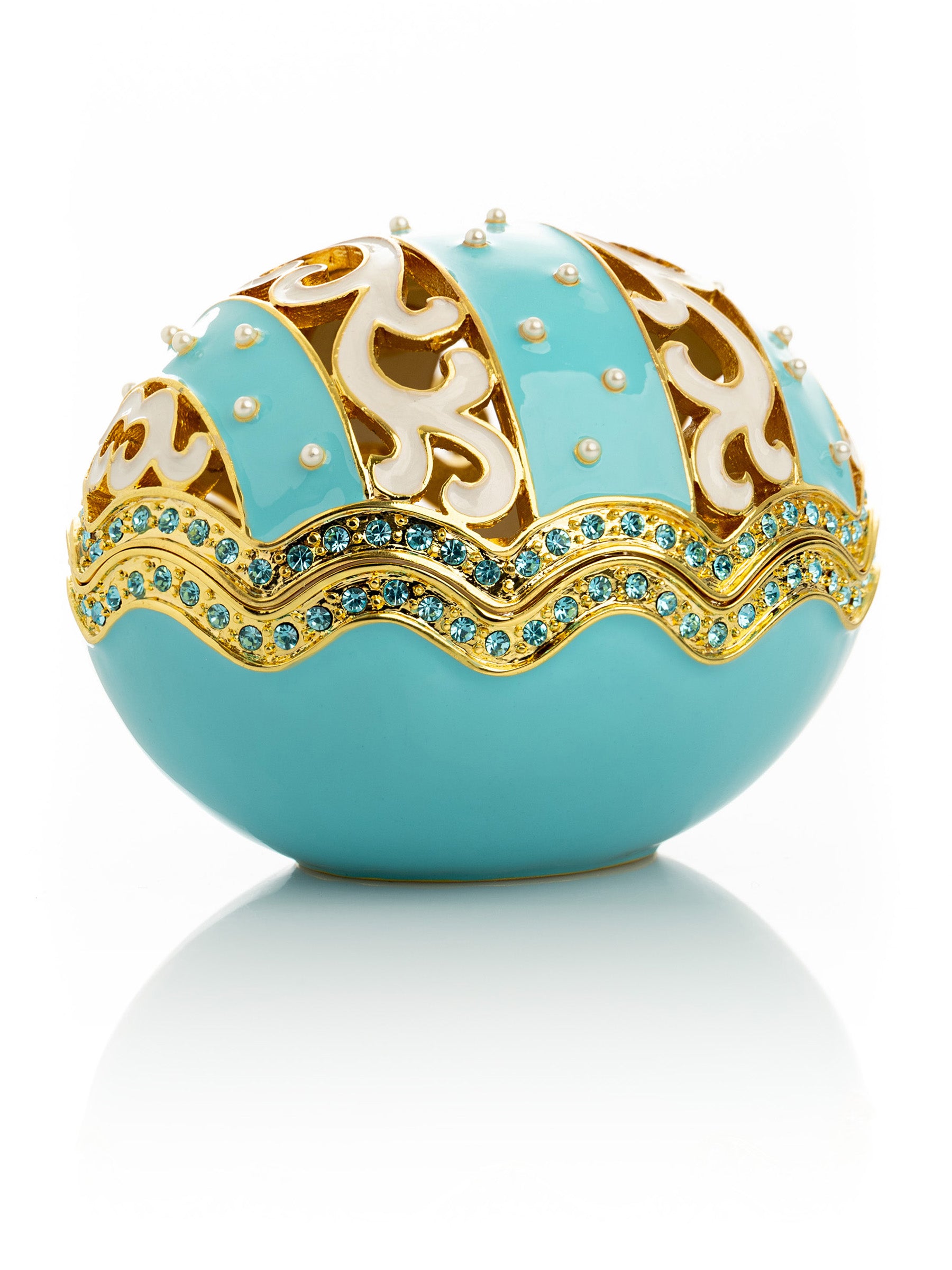 Turquoise Egg with pearls