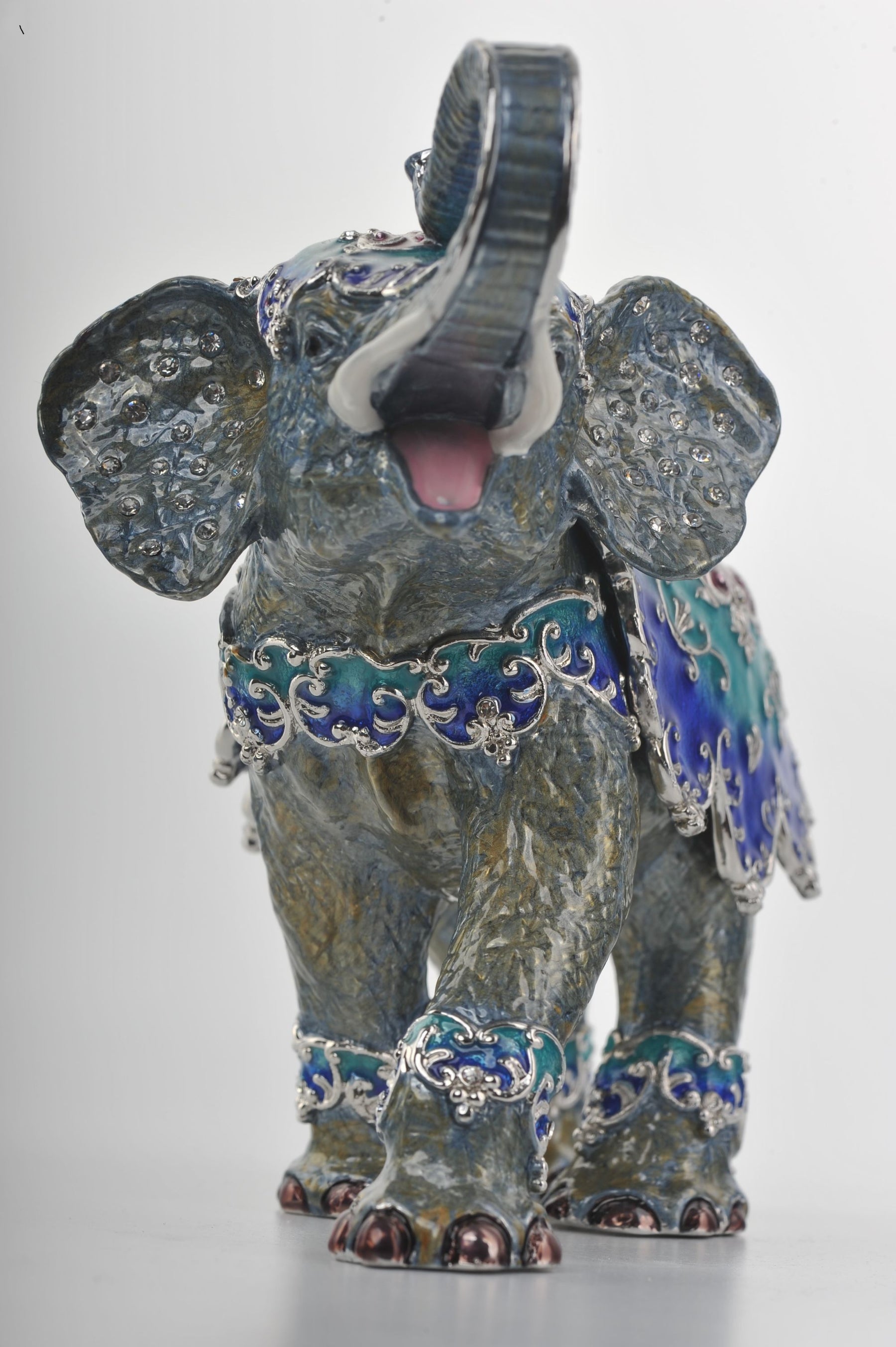 Keren Kopal Circus Elephant  186.25