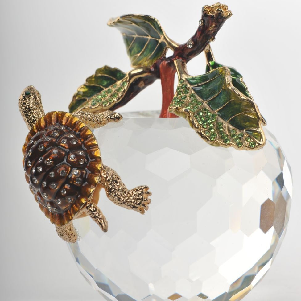 Keren Kopal Crystal Apple with a Turtle  139.00