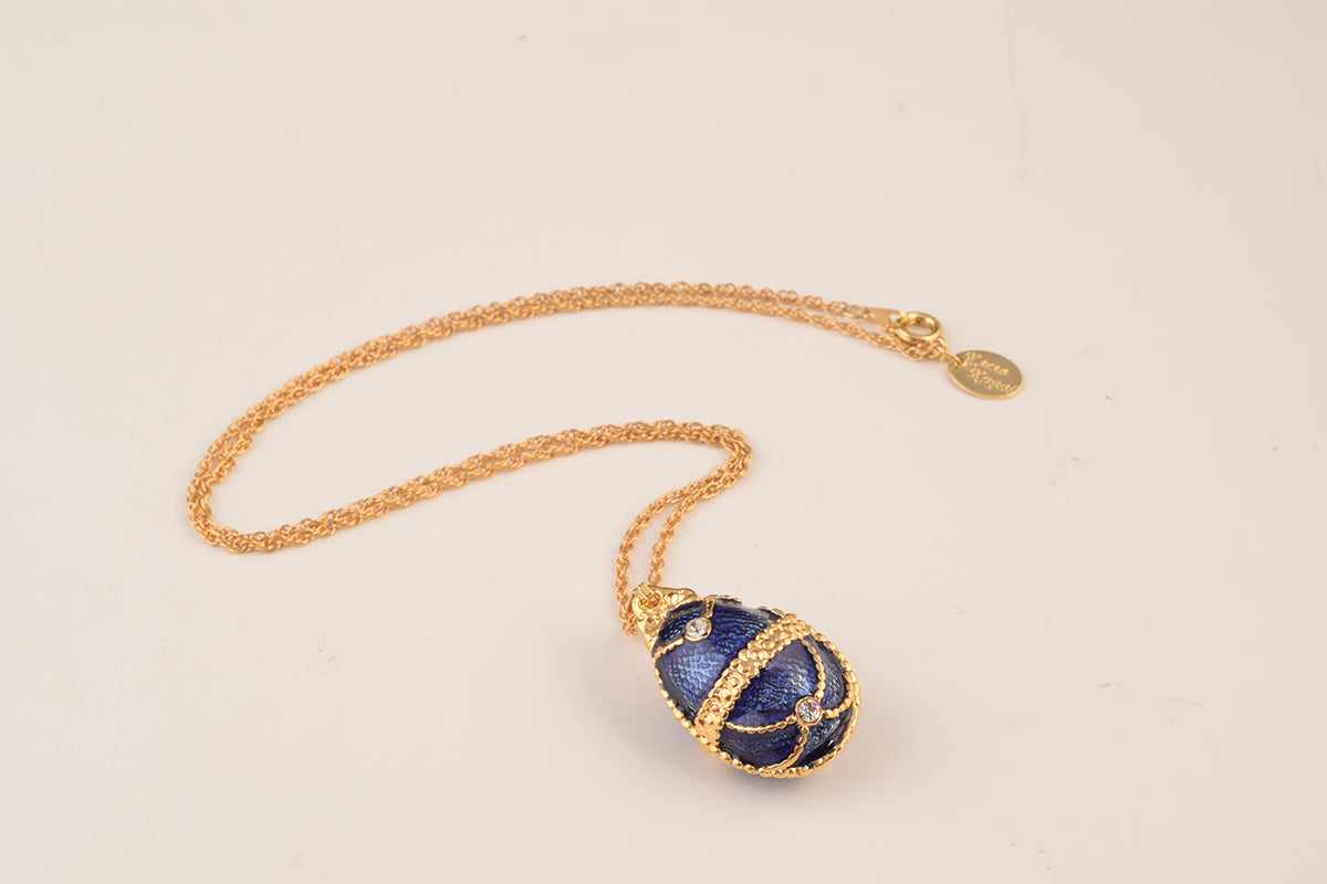 Blue Pendant Necklace