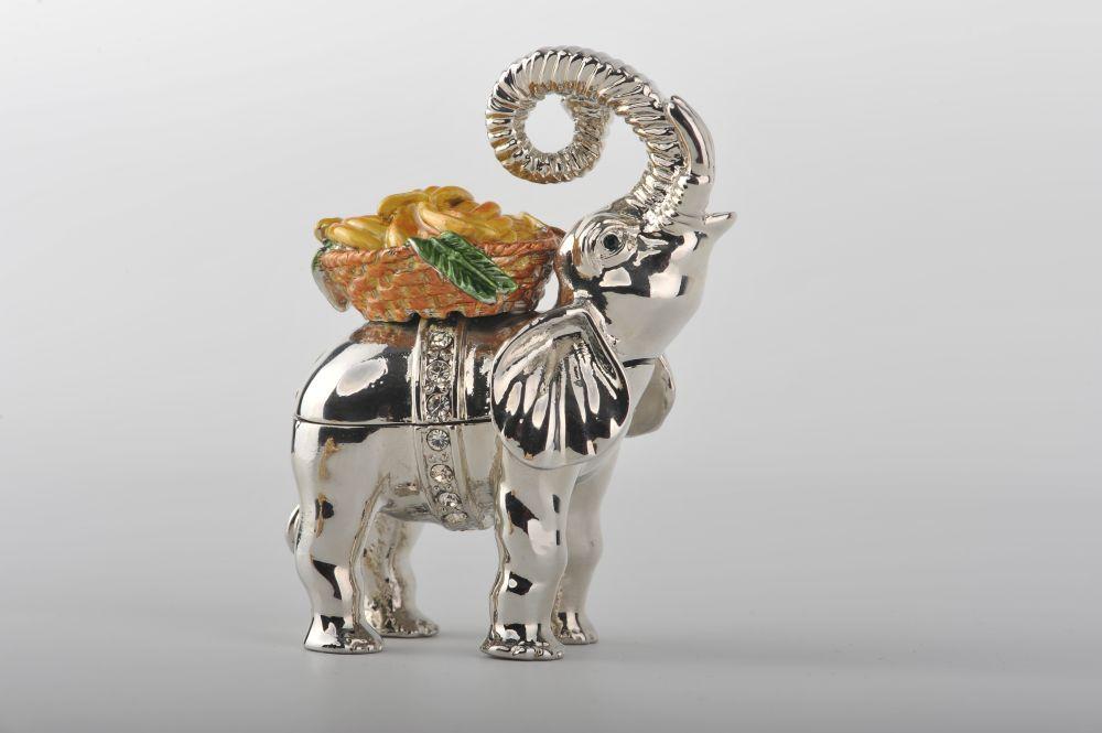 Keren Kopal Elephant with Bananas  47.75