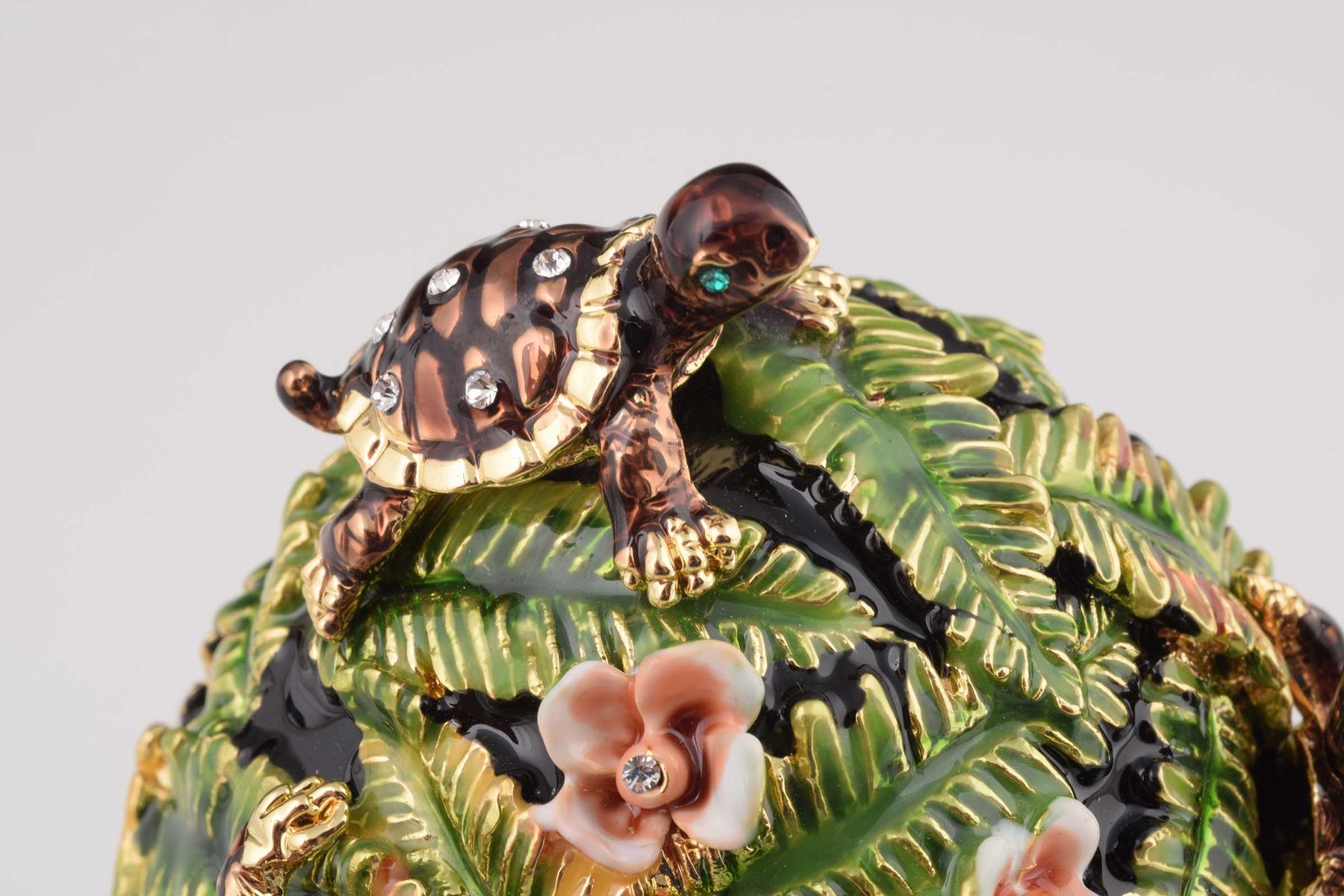 Keren Kopal Green Faberge Egg with Turtles  114.00