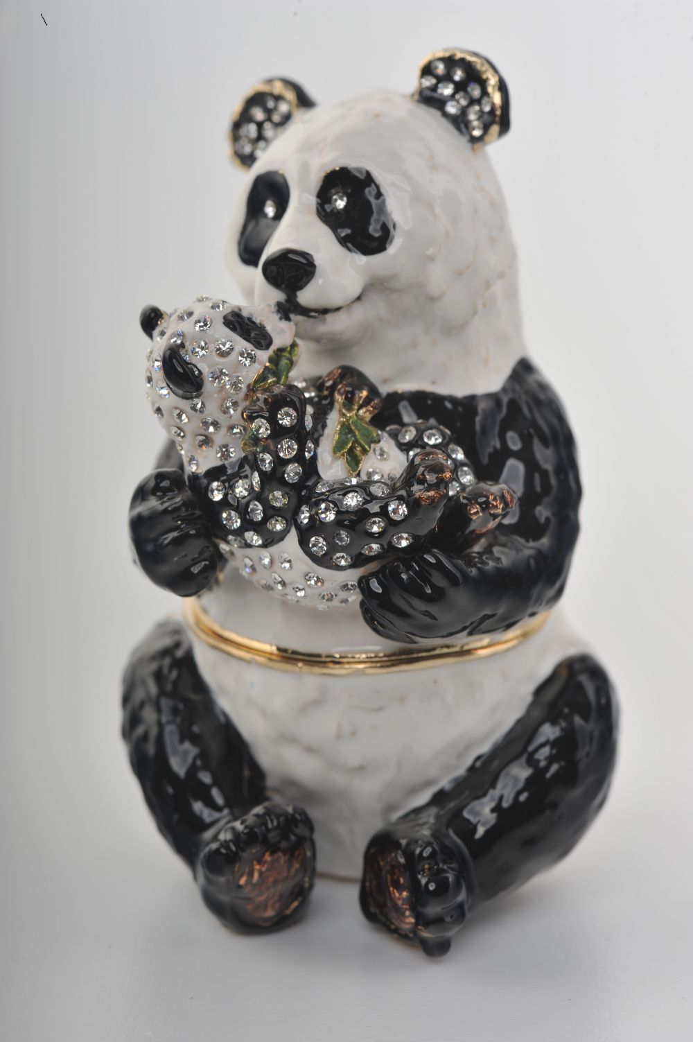 Keren Kopal Mother & Child Panda Bears  110.00