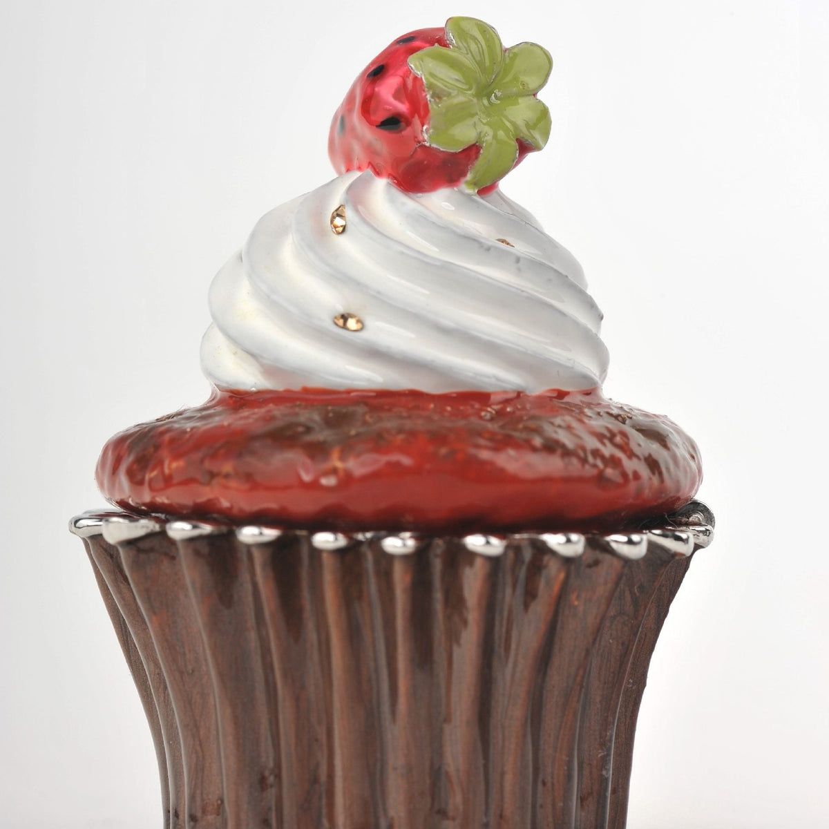 Keren Kopal Red Velvet Cupcake with Strawberry  41.25