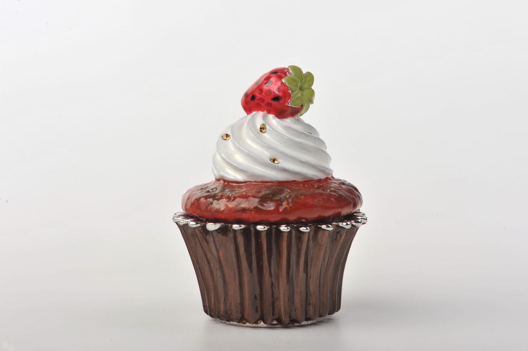 Keren Kopal Red Velvet Cupcake with Strawberry  41.25