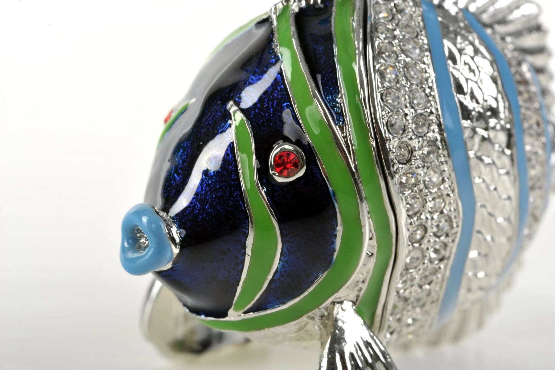 Keren Kopal Silver Fish  44.50