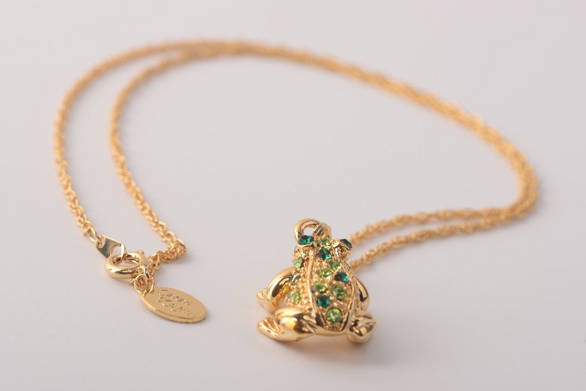 Keren Kopal Green Frog Pendant Necklace jewelry 39.00