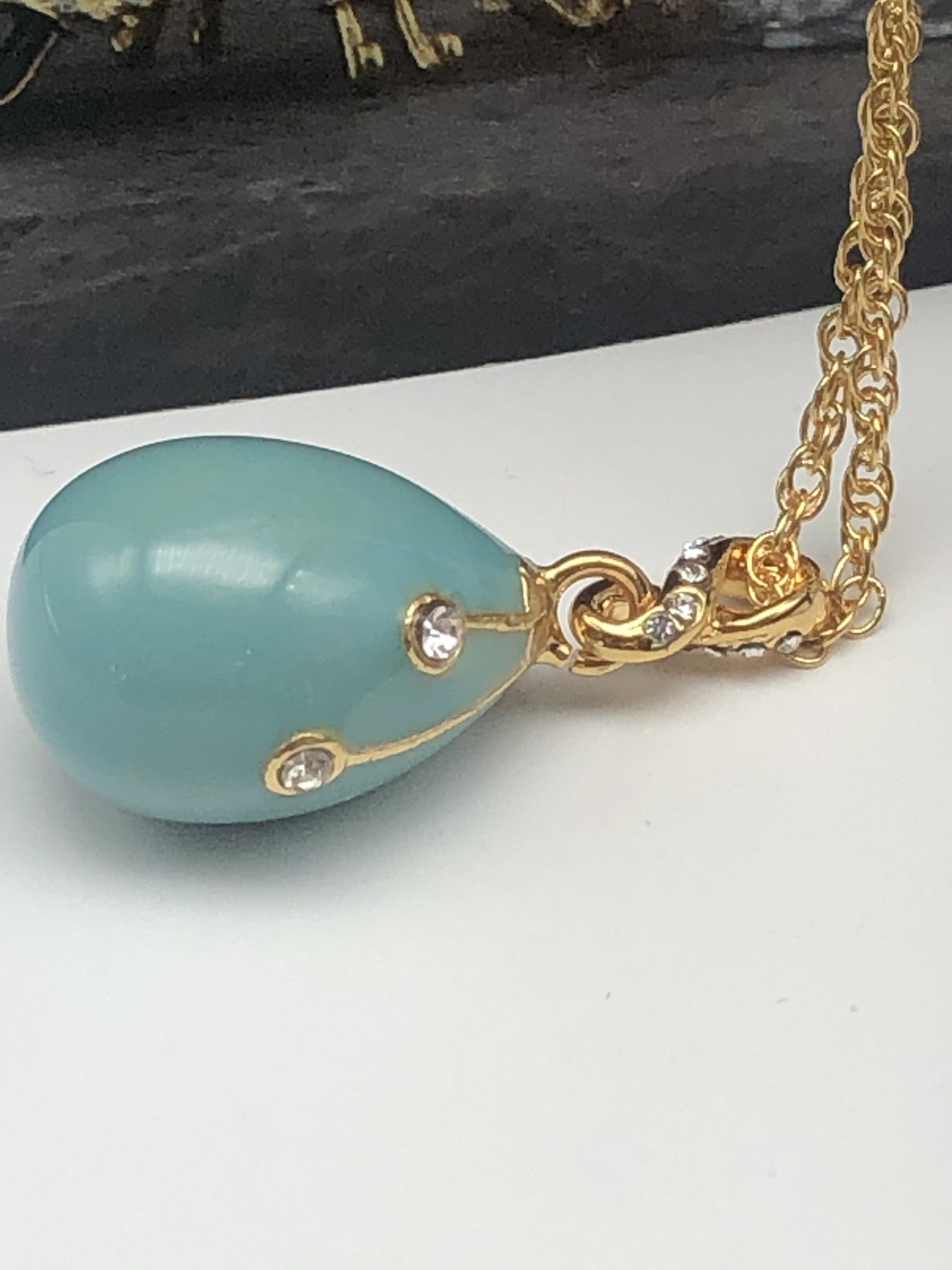 Turquoise Egg Pendant Necklace jewelry Keren Kopal